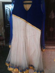Elegant Blue &amp; White velvet net kurta