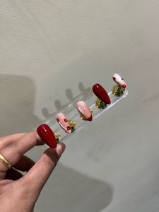 Chic Red &amp; Glittery Heart Press-On Nails 10 tips