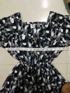 Chic Black &amp; White Print Tiered Dress