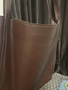 Elegant Brown Shoulder Bag