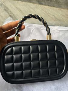Chic Quilted Black Handbag