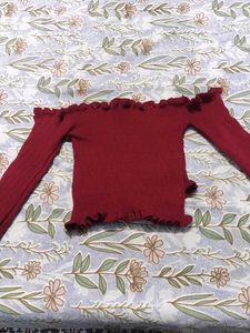 Off-Shoulder Ruffle Crop Top
