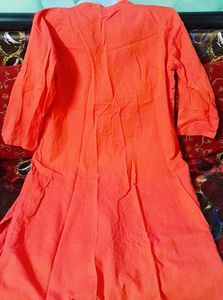 Avaasa Orange Print Kurti