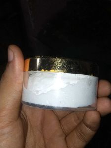 White Face Moisturiser  Cream
