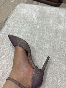 shiny pair of stelletoes
