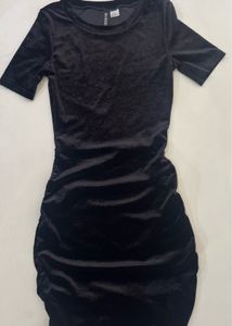 Black Velvet Bodycon Dress