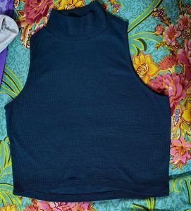 Ribbed Mock Neck Sleeveless Top