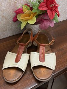 Cream & Brown Comfort Sandals