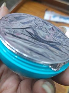Veet Body Wax Strips And Pond's Light Moisturizer