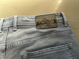 Men's Light Wash Denim Jeans