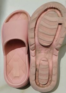 Chic Pink Platform Slides