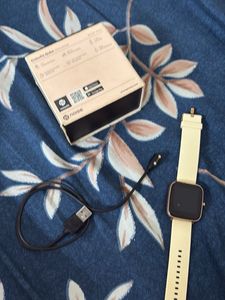 Noise ColorFit Qube Smartwatch