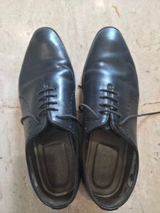 Classic Black Leather Oxford Shoes