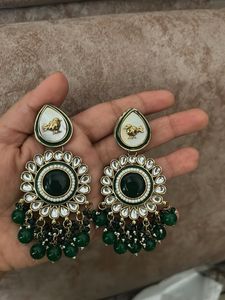 Emerald Green Kundan Earrings