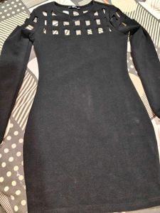 Chic Black Cutout Long Sleeve Dress shein