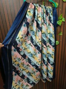 Elegant Floral Saree with Tassel Border