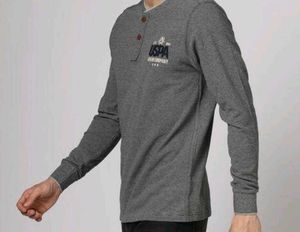 Levi's Long Sleeve Henley T-Shirt