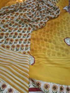 Half Pettern Saree With Blouse