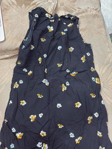 Black Floral Sleeveless Top