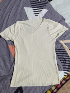 Off White Tee Shirt