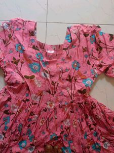 Offer!! Pink Floral Kurta Set