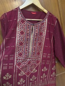 🆕W Maroon Kurta with Stunning Sleeves