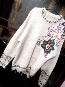 Vintage Knit Sweater cum woolen top