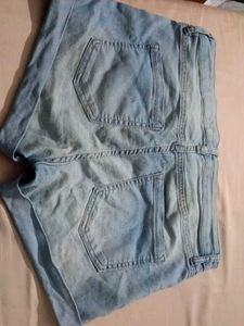 H&amp;M Light Wash Denim Shorts