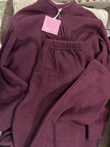 Supersoft Velvet Night suit in Green
