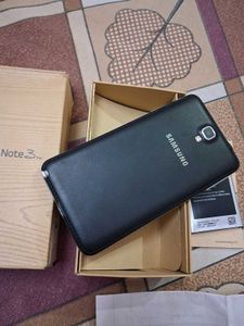 Samsung Galaxy Note 3 Neo with spen