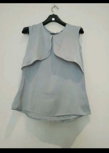 Pretty &amp; Simple Sleeveless Top