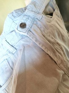 Stylish Grey Jeans