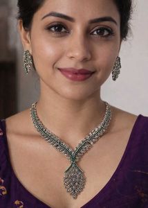 Exquisite Peacock Design Necklace & Earrings Set