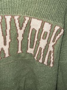 ‘New York’ Knitted Sweater