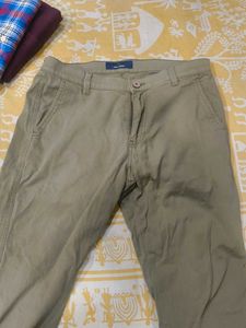 Men's Khaki Chino Pants Highlander