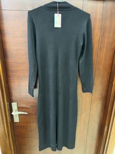 Elegant Black Midi Dress
