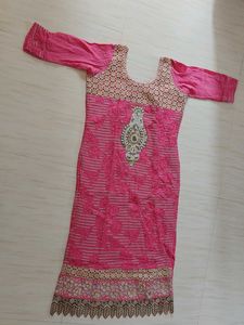 Beautiful Pink Embroidered Kurta