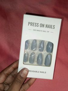 Fake nails