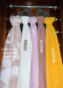 Set of 14 scarfs @99😍