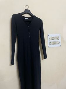 Classic Black Long Sleeve Ribbed Dress