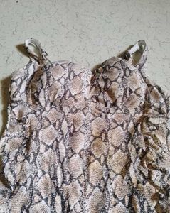 Stylish Snake Print One-Piece Swimsuit