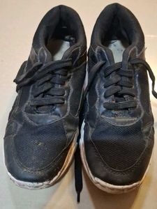 Black Sneakers