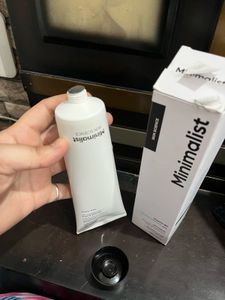 Minimalist Vitamin B5 Moisturizer