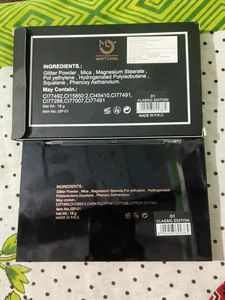 mattlook 18 Color Glittering Eyeshadow Palette
