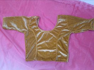 Streachable blouses:  4 options
