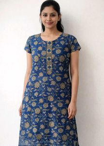 Elegant Blue Floral Kurti – Size L 💙