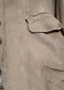 Fitted Nude Blazer