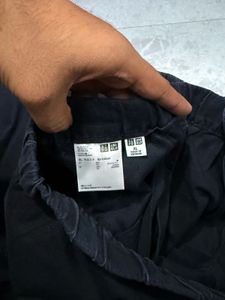 Uniqlo Men's Black Relaxed Fit Pants
