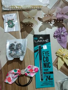 Combos Hair Scrunchies And Clips