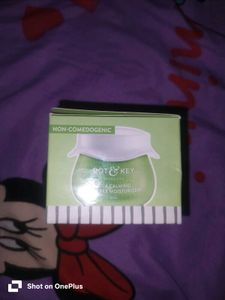 Dot &amp; Key Moisturizer